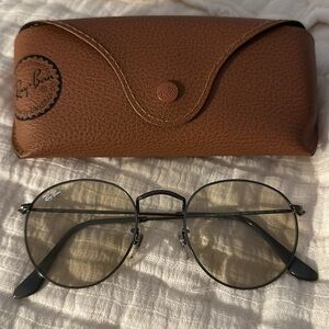 Ray-Ban Round Metal 3447 Sunglasses